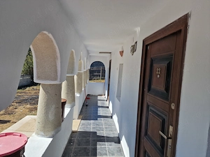 Vând casa in comuna raznic oghean la 25 de kilometri de craiova - imagine 2