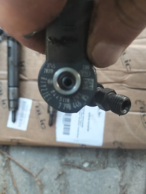 Set 4 Injectoare BMW F30 F31 318d N47 143CP Bosch 0445116289 Originale 7798446 - imagine 3