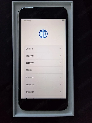 iPhone SE Gen. 2, 64GB White, Funcțional 100%, Spate crăpat