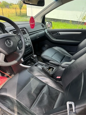 mercedes benz B  - imagine 4