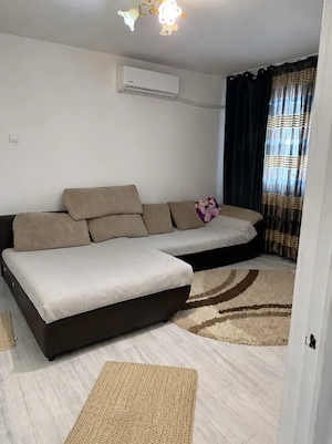 Apartament 2 camere semidecomandat, 42 mp, zona Craiovita Noua   - imagine 3