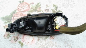 Mâner deschidere interior față dreapta, cu tweeter, Seat, cod original 5P0837114 - imagine 2