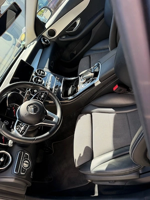 Mercedes C 180 An 2019 - imagine 4
