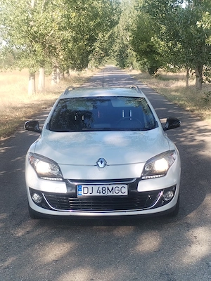   Renault Megane 3-motor-1.5 diesel 110 cai-2013-221 500 km  - imagine 8
