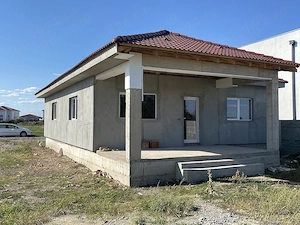 Casa individuala de vanzare cu 4 camere si teren de 580 mp, localitatea Remetea Mare - imagine 4
