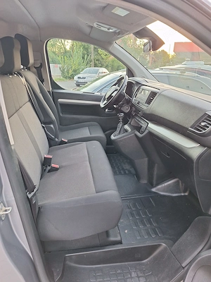 Opel Vivaro C, 2021, 2l 122 cai, 6 locuri + marfa, extra long - imagine 8