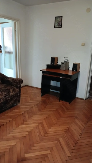 Disponibil pt.inchiriat,pe Bd.Decebal,zona Semiluna-Vivo, aparatament cu 3 camere, mobilat,utilat. - imagine 3