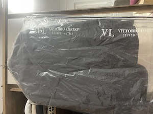 Vând costum bărbătesc Vittorio Lorini mărimea 52