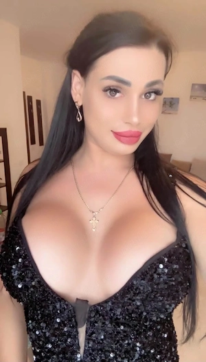 Maia din Republica Moldova  TRANSEXUALA 