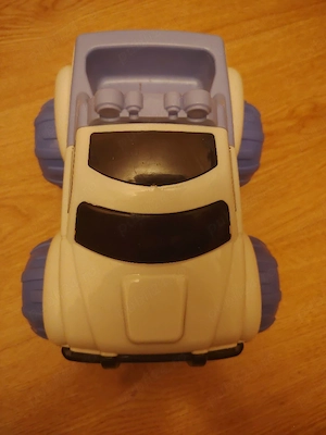 Mașina suv