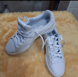 Adidași Puma, alb, nou, 38