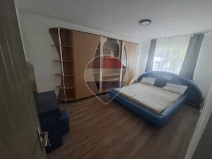 Apartament cu 3 camere de închiriat