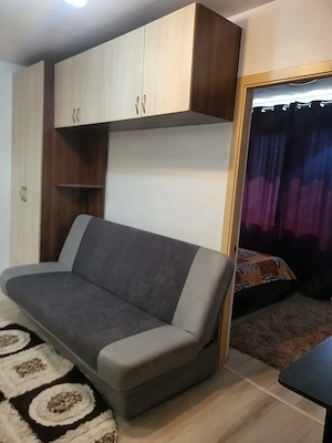 Ofer spre închiriere apartament zona sagului!! - imagine 4