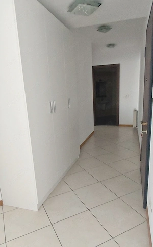 Apartament de închiriat Complex The Ring - imagine 3