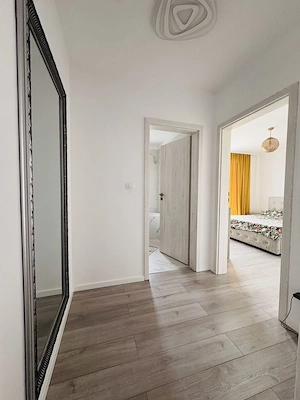 Apartament 2 camere Giroc   56 mp | 2 balcoane | Parcare privată | Complet mobilat | - imagine 2