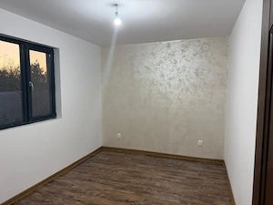 Casa parter, la cheie ,100mp utili , teren 280 zona Bariera Valcii - imagine 5