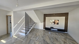 Casa deosebita ,P+1 , 185 mp utili, 250 mp teren, zona Selgros-Damila - imagine 2