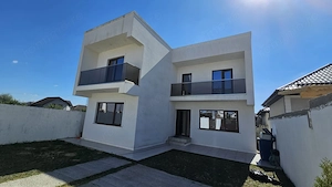 Casa deosebita ,P+1 , 185 mp utili, 250 mp teren, zona Selgros-Damila