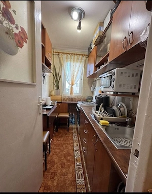 Vând apartament 2 camere în zona Vlaicu-Fortuna.  - imagine 4