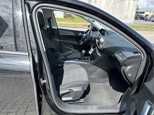 Peugeot 308 SW 2016 1.2 benzina 130CP - imagine 4
