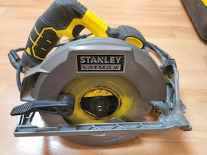 Fierăstrău circular Stanley Fatmax 