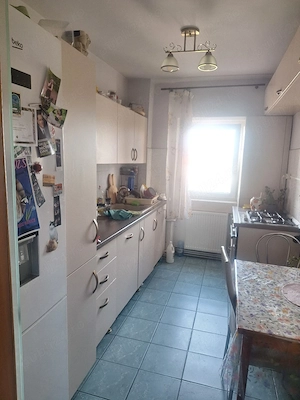 Închiriez apartament 3 camere cartier Mărăști Visavis de Kaufland in Cluj, un loc de parcare - imagine 5