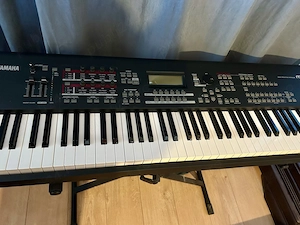 Sintetizator Pian Yamaha MOX 8