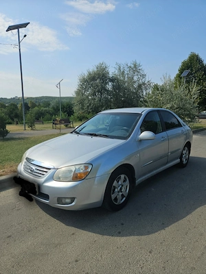 Vand Kia Cerato - imagine 4