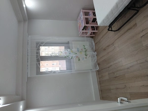 Inchiriere apartament 3 camere - imagine 8