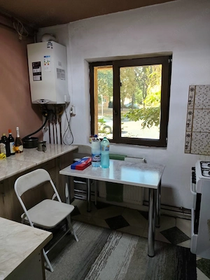 Vând apartament 3 camere decomandat - imagine 6