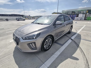 Hyundai ioniq plug-in Hybrid  - imagine 3