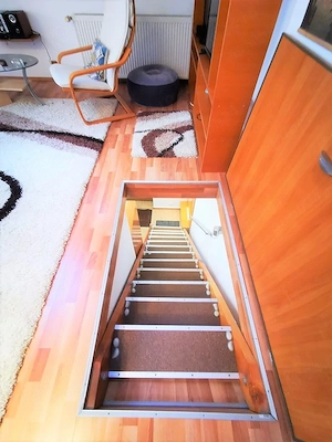 Inchiriez un apartament modern 48 mp cu o camera, in zona Dambovita Sagului. - imagine 9