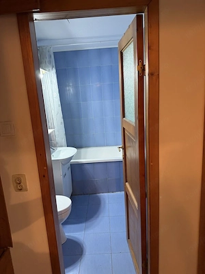 Inchrriez apartament 3 camere - imagine 5