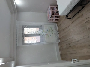 Inchiriere apartament 3 camere - imagine 8