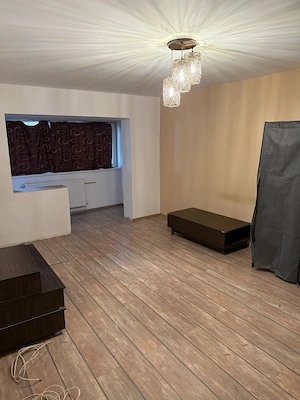 Inchrriez apartament 3 camere - imagine 7