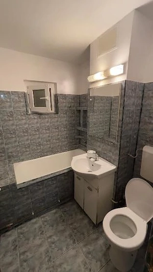 Inchiriez apartament 3 camere zona Soarelui - imagine 11