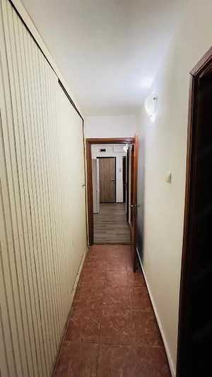 Inchiriez apartament 3 camere zona Soarelui - imagine 9