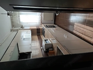 Închiriez apartament 2 camere - imagine 4
