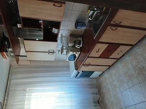 Vând apartament cu doua camere semidecomandat  - imagine 2