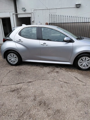Toyota Yaris Toyota Yaris Hybrid inmatriculata in Aprilie 2022 | Unic Proprietar - imagine 3