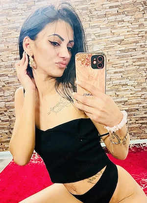 Slim Girl Larysa 