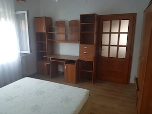 Casa cu 3 dormitoare de inchiriat in zona Iosia(strada Zarandului)  - imagine 4