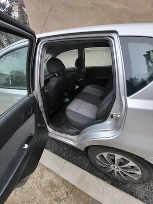 Chevrolet Aveo - imagine 3