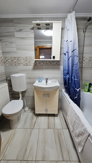 Casa cu 3 dormitoare de inchiriat in zona Iosia(strada Zarandului)  - imagine 7