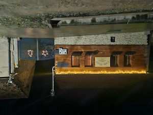 Casa de vânzare cu cabane si foisor plus glemping 