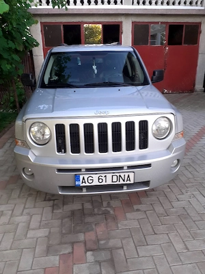 Jeep gri in stare buna - imagine 4