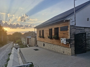 Casa de vânzare cu cabane si foisor plus glemping  - imagine 4
