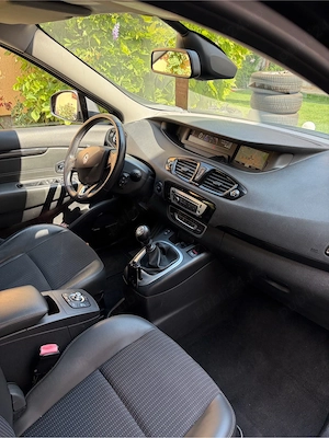 Renault  Scenic Bose 2014 euro 5 tuv cu km 177000  carte service  - imagine 9