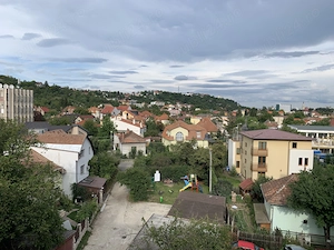 Apartament luminos și spațios în Grigorescu  - imagine 2