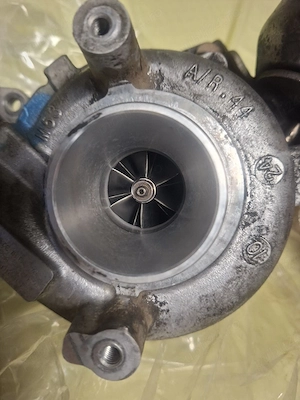 Turbo Ford Focus MK3 2012,  1.6 diesel , 105 Cp - imagine 5